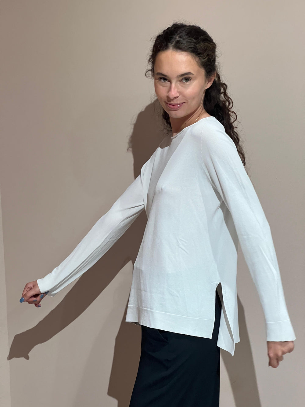 MAGLIA CON SPACCHI IN 2 COLORI