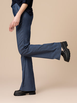 PANTALONE A ZAMPETTA INDACO