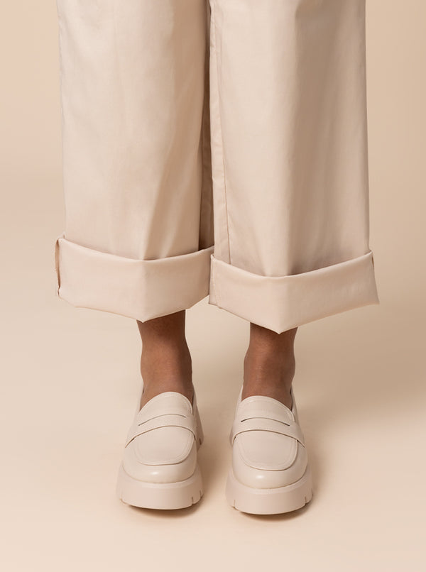 MOCASSINI LEGGERI BEIGE