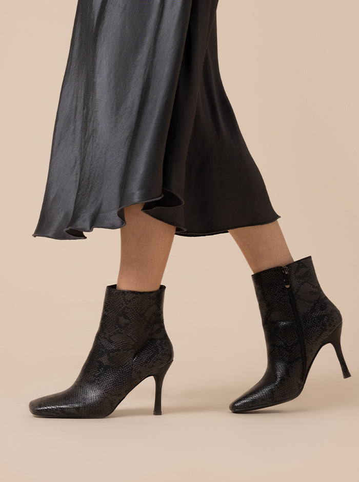 STIVALETTO  STAMPA PITONE GRIGIO