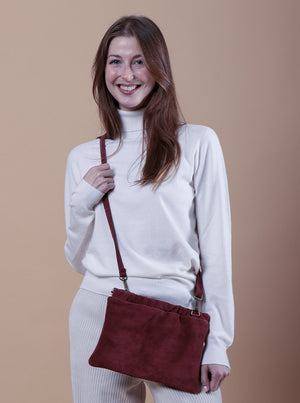 POCHETTE IN PELLE SCAMOSCIATA IN 4 COLORI