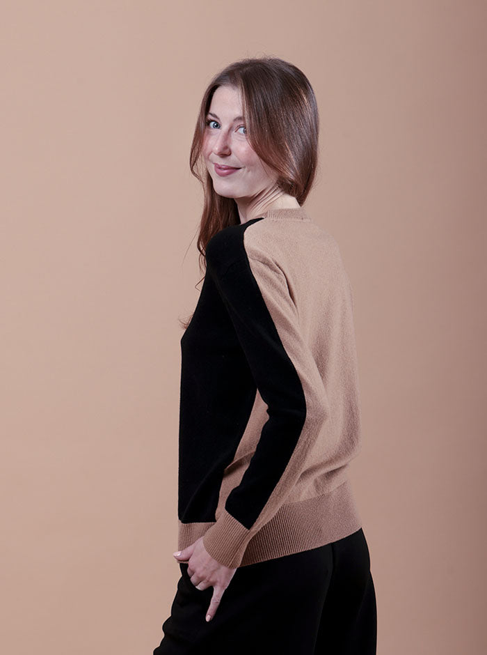 MAGLIA BICOLORE NERA E TABACCO