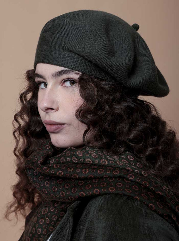 CAPPELLO BASCO IN 4 colori