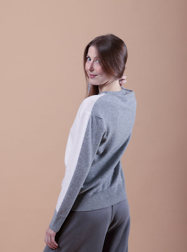 MAGLIA BICOLORE GRIGIO E LATTE